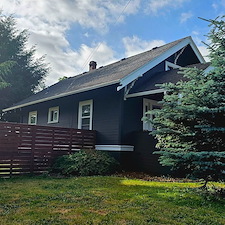 Exterior-Painting-Stripping-in-SE-Portlands-Lents-Neighborhood-Restoring-a-1904-Victorian-Cottage 3