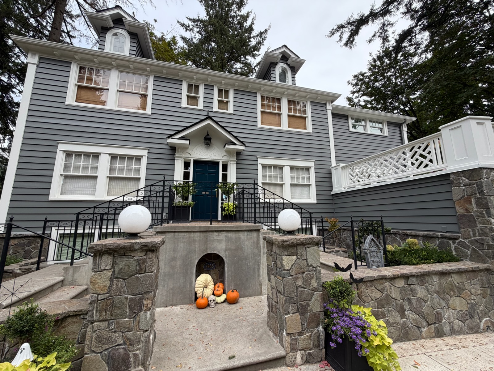 Transformation on SW Portland: A Showcase of Craftsmanship and Color